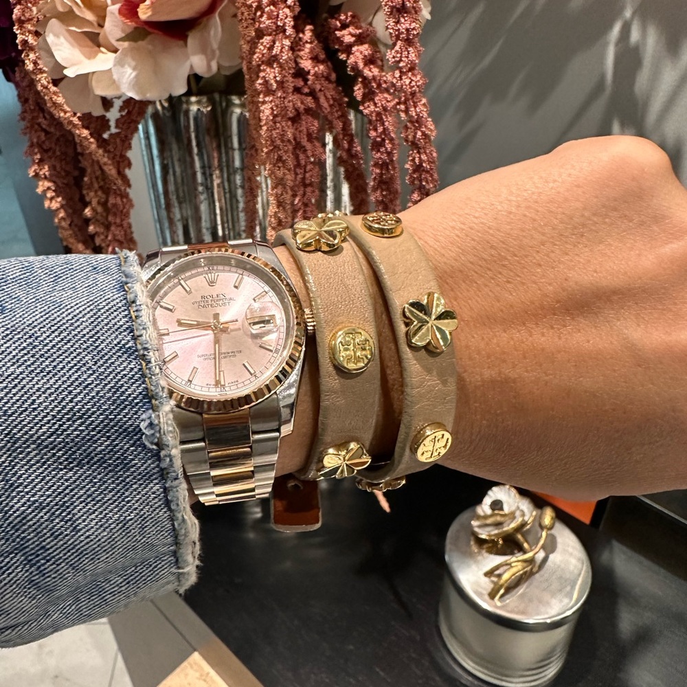 Tory Burch Double Wrap Logo Bracelet Leather
Tan Gold adjustable
